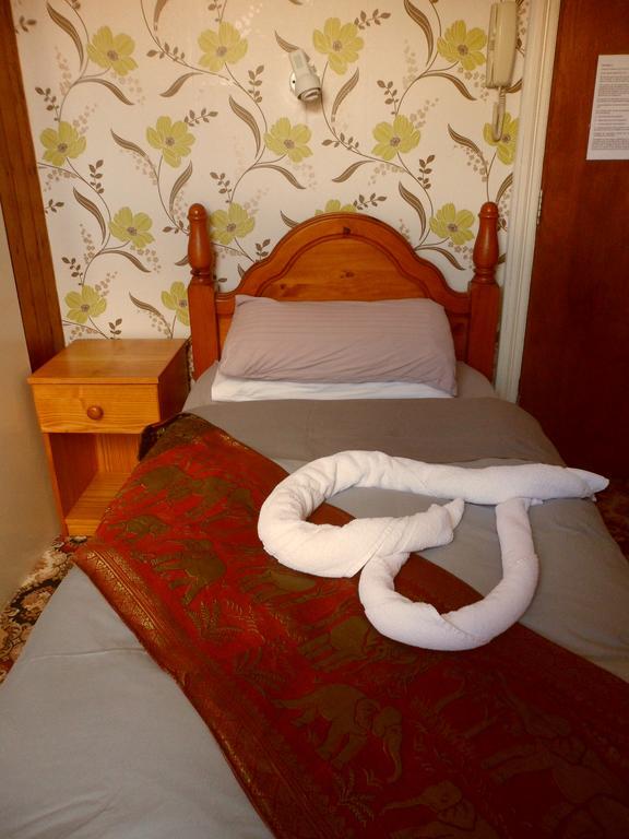 Earlsmere Guesthouse Kingston upon Hull ภายนอก รูปภาพ